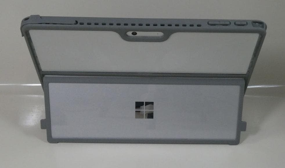 【お得】Surface Pro 9 、純正キーボードとSlim Pen 2 付属