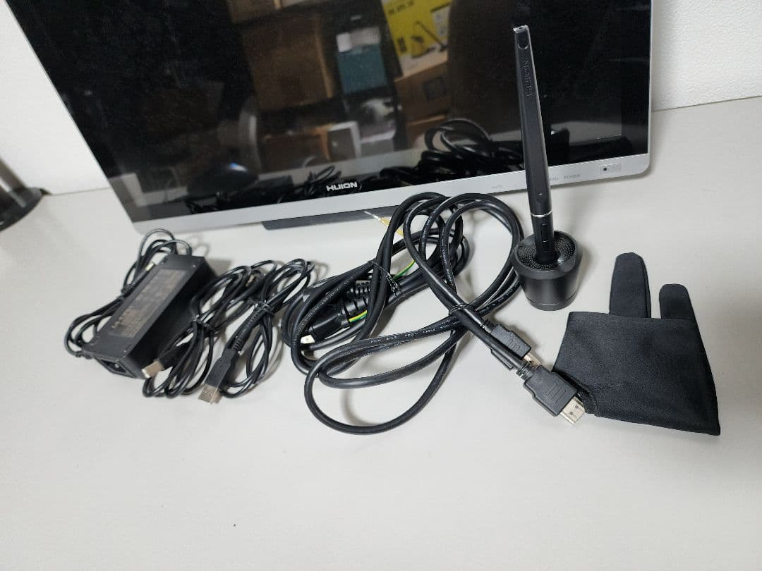 HUION GT-220 V2 IPS液晶21.5インチ液晶ペンタブレット