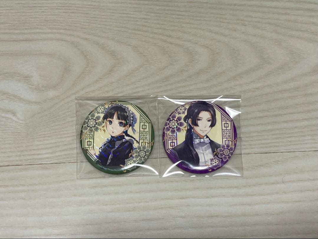 薬屋のひとりごと　缶バッジ　TSUTAYA 猫猫　壬氏　ホログラム