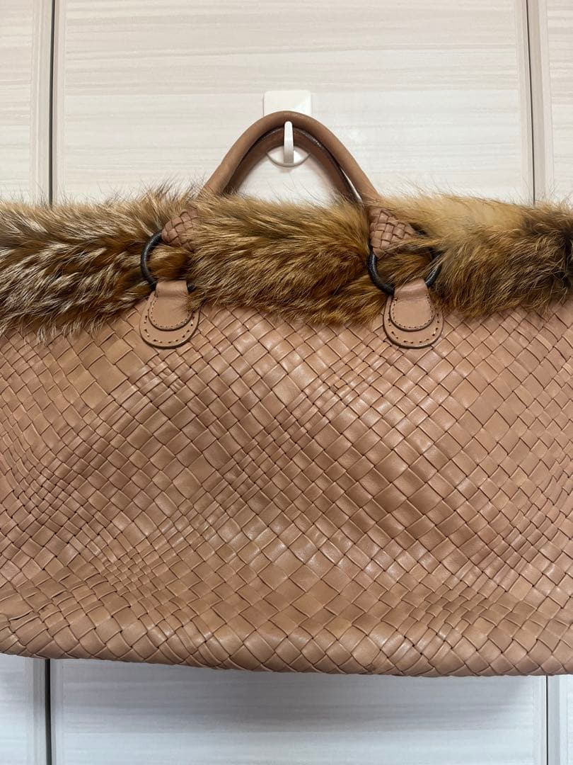 ファロルニ　イントレチャート高級レザートートバッグファー付き