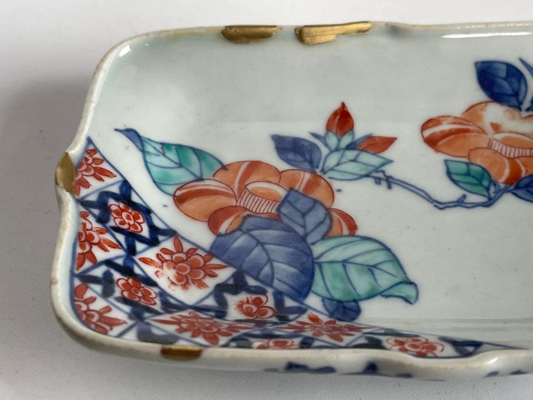 骨董　アンティーク　古伊万里　鍋島　色絵　椿図　変形皿　角皿　小皿