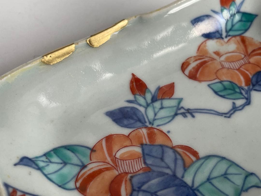 骨董　アンティーク　古伊万里　鍋島　色絵　椿図　変形皿　角皿　小皿