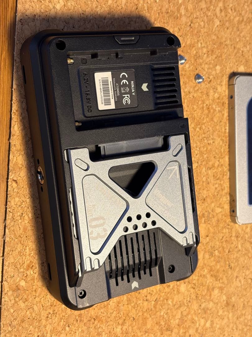 ATOMOS Ninja V 5.2インチ モニター/レコーダー　セット