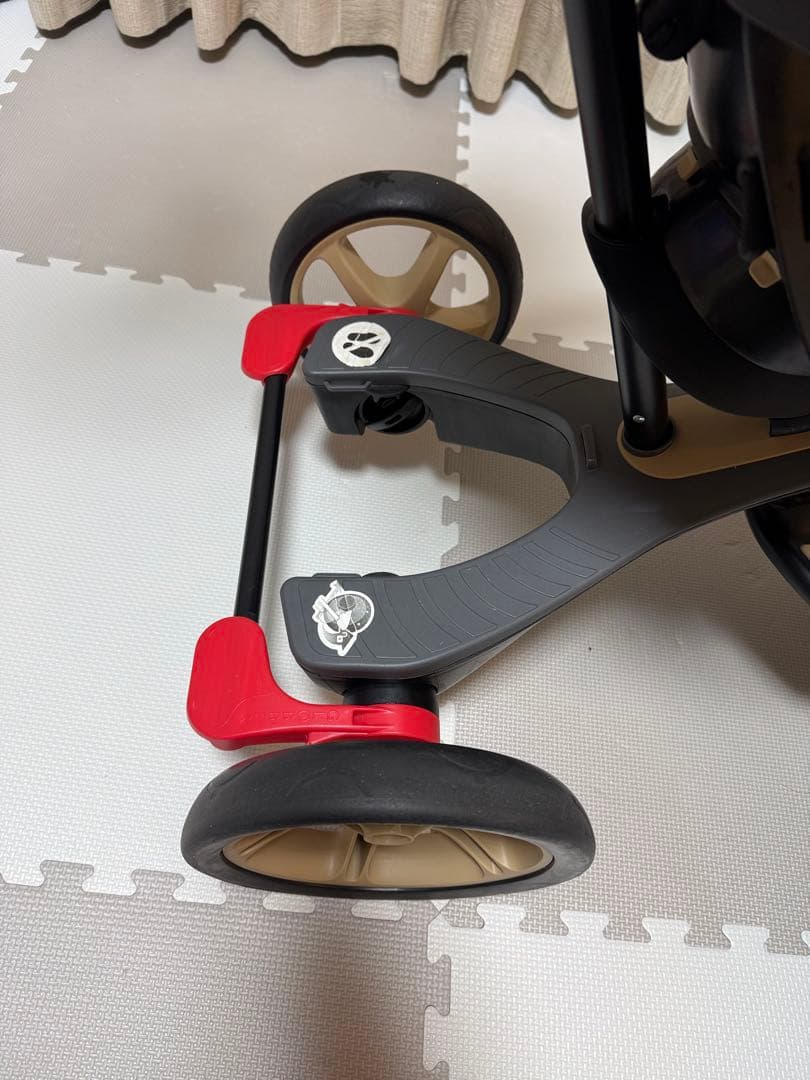 GLOBBER グロッバー エクスプローラー トライク 4in1 ベージュ