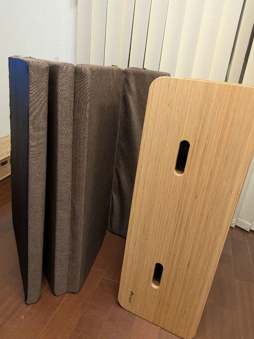 ペーパー折りたたみベッド幅90㎝ マットレス付き 軽量 通気性