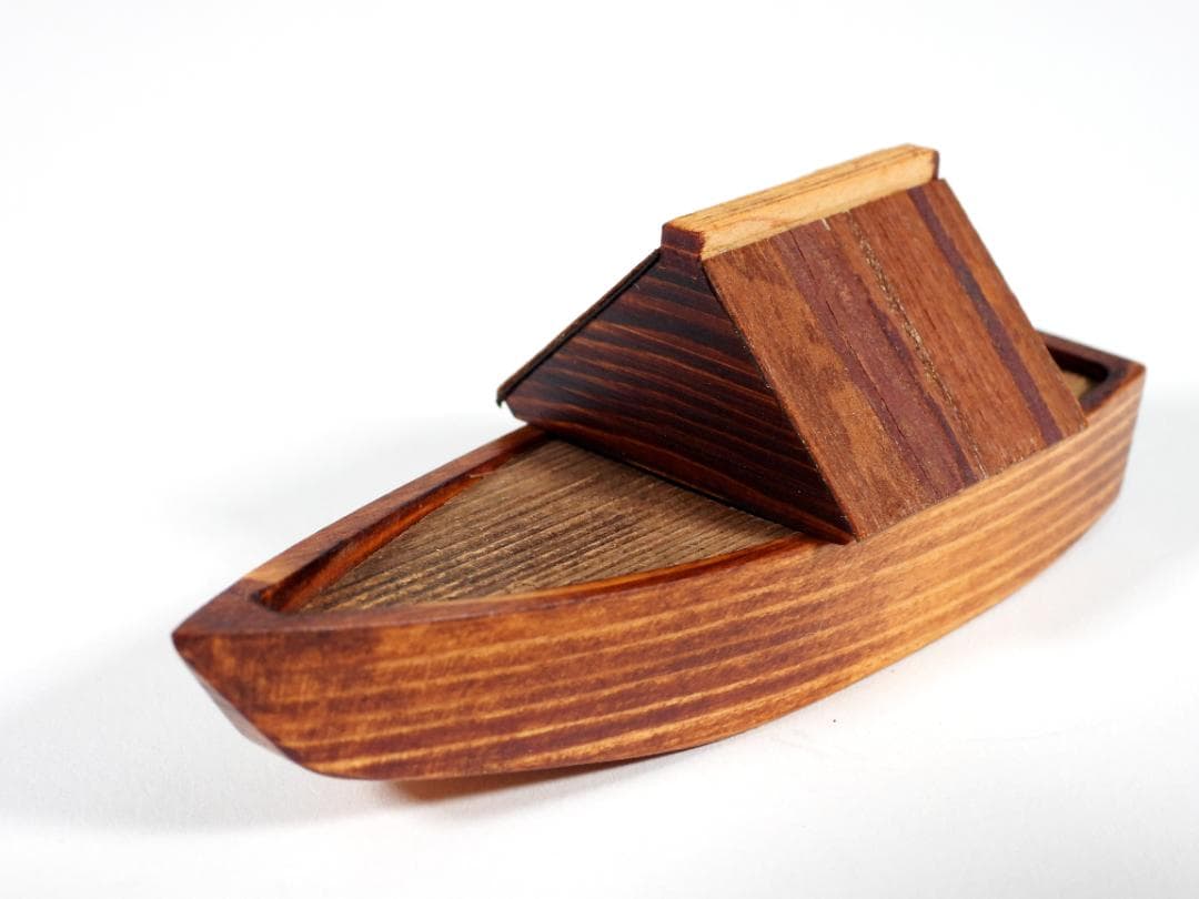 国宝銀閣寺古材 舟香合 東山大龍 不窮造 慈照寺住職 大龍叟 謹白 共箱