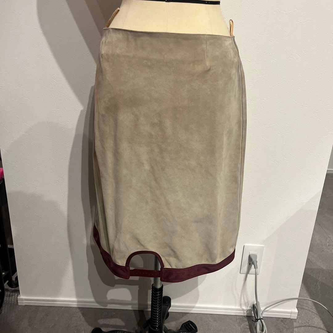 MIU MIU リアルスウェードスカート