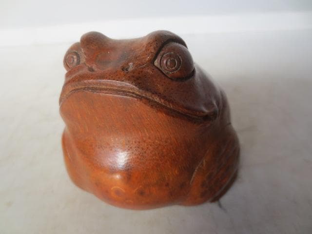 竹根　蛙　　木彫仏　木彫　高さ8.7㎝　　R7/12/3-2