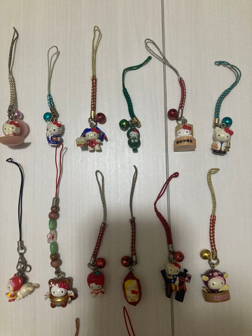 ハローキティ ストラップ　キーホルダー　ご当地　限定