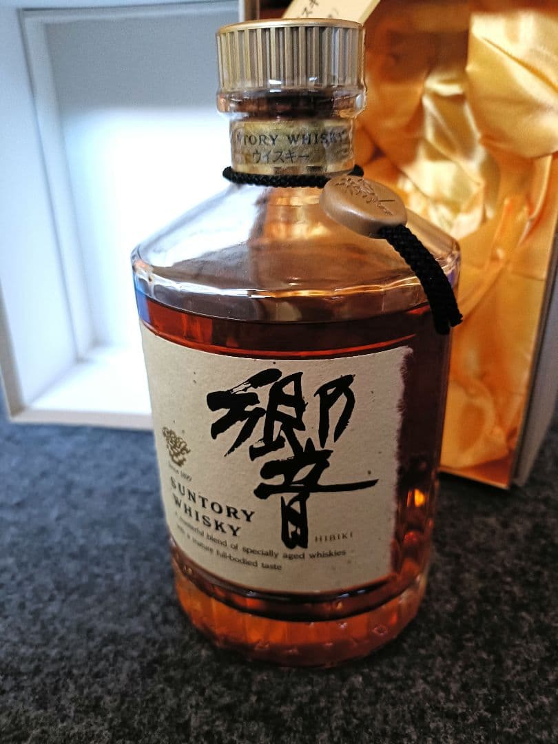 お値下げ中！サントリー♡ウィスキー♡響♡古酒♡箱つき