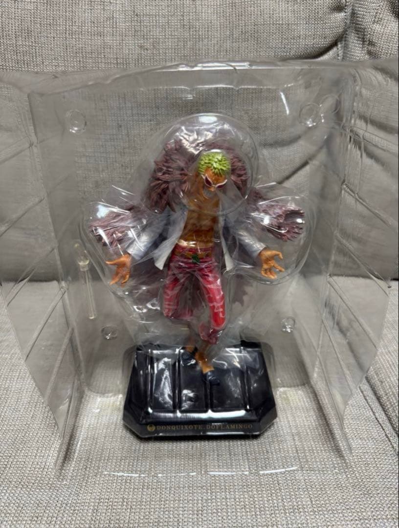 ワンピース ドンキホーテ・ドフラミンゴフィギュア スペシャルカラーver