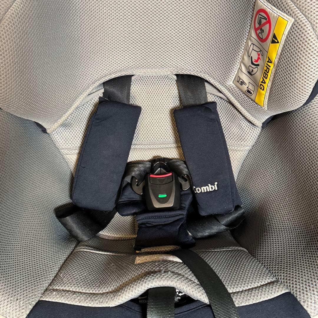 【美品】コンビ クルムーヴ ISOFIX 回転式 チャイルドシート ネイビー