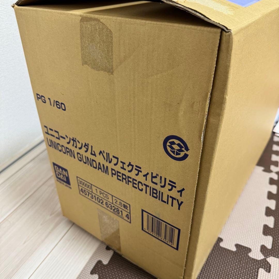 新品・未開封　PG 1/60 ユニコーンガンダム ペルフェクティビリティ