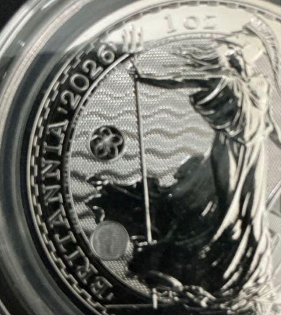 日本限定　桜ブリタニア　イギリス 2026 ブリタニア 1オンス 銀貨 白銀桜