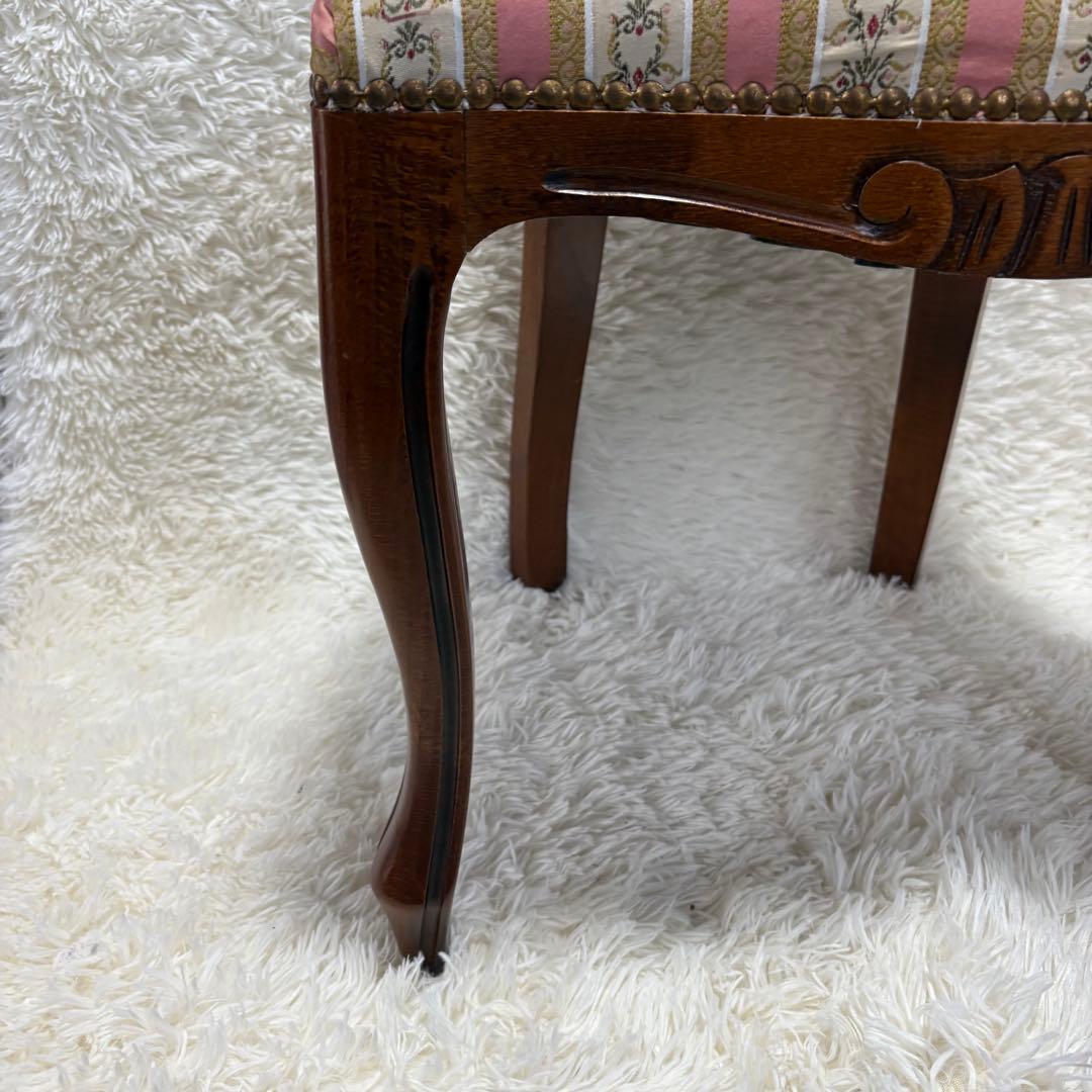 美品　猫脚　ヨーロピアン　クラシック調 木製 彫刻ストライプ柄　アンティーク風