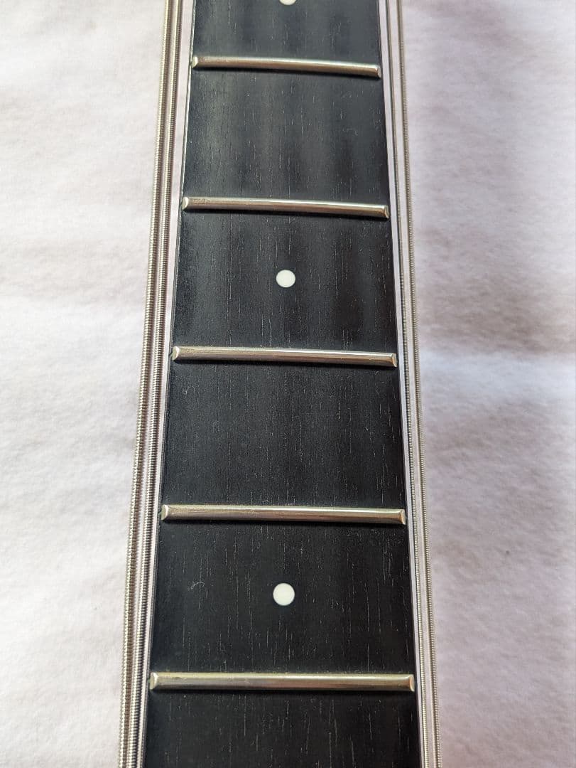 TUNE TWB-4 エレキベース　エボニー指板　※ピックアップパッシブ化