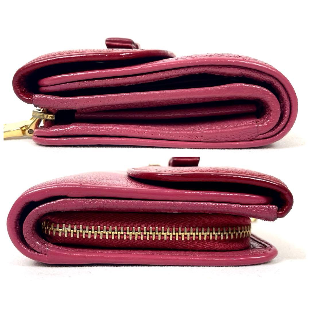 ミュウミュウ　折り財布　ロゴプレート　リボン　バイカラー　レザー　コンパクト　美