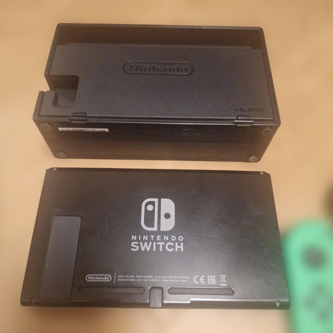 Nintendo Switch 本体 + Joy-Con（緑、ピンク）