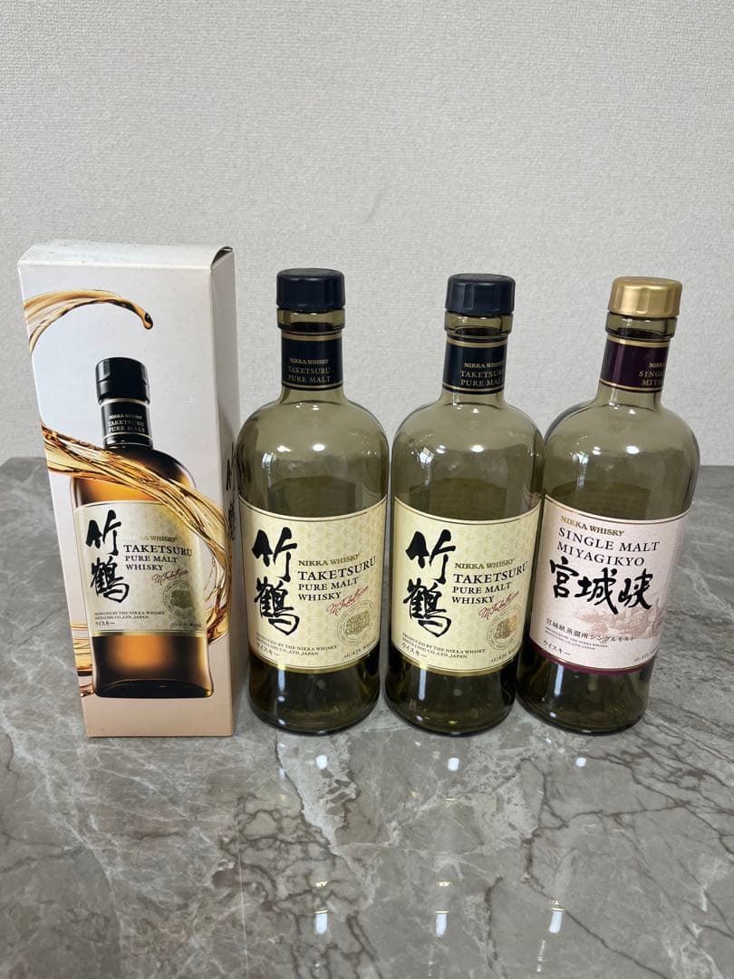 山崎、響、白州、バランタイ、マッカラン、等数々空瓶