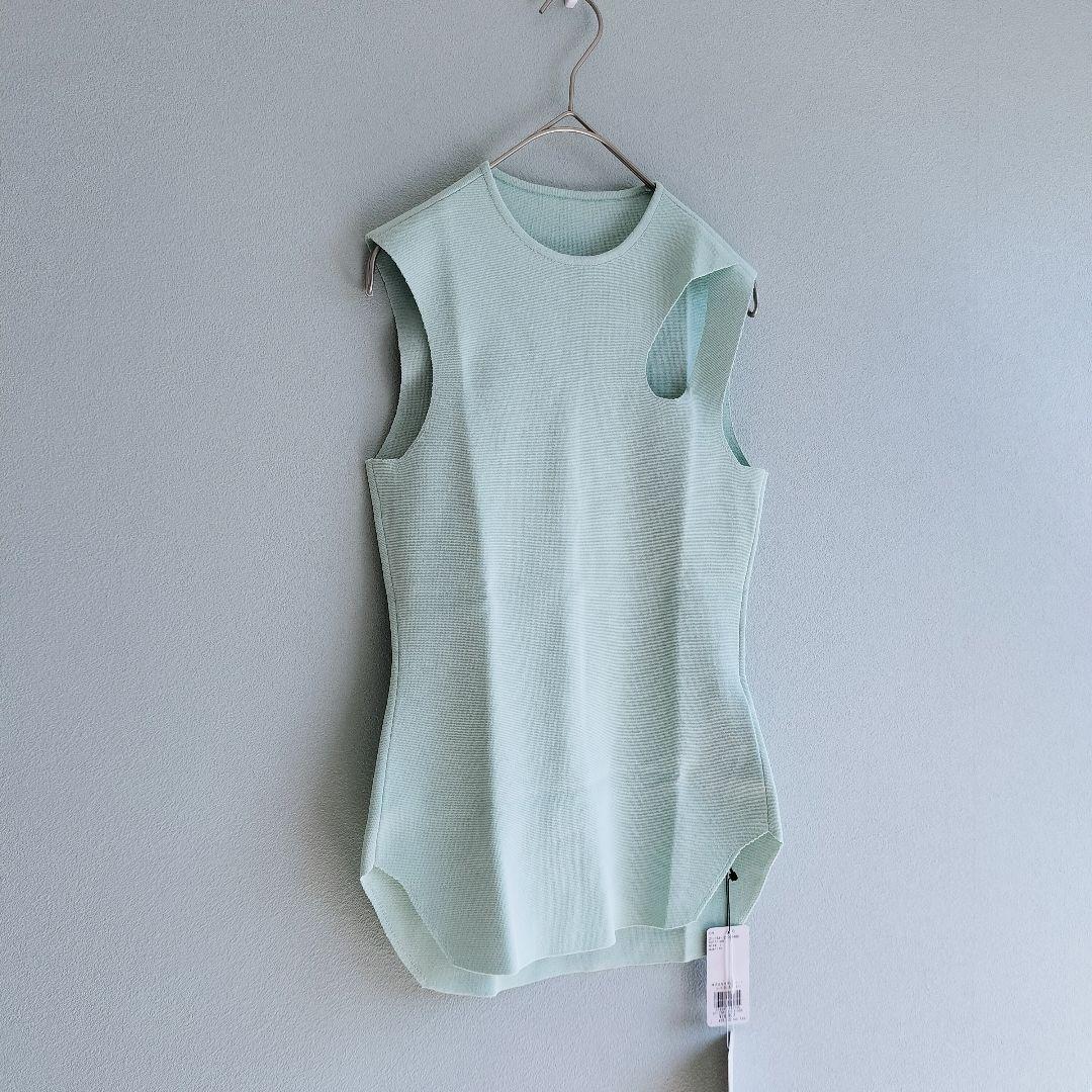 【新品未使用タグ付】 マメクロゴウチ HOLE KNITTED TOP Sサイズ
