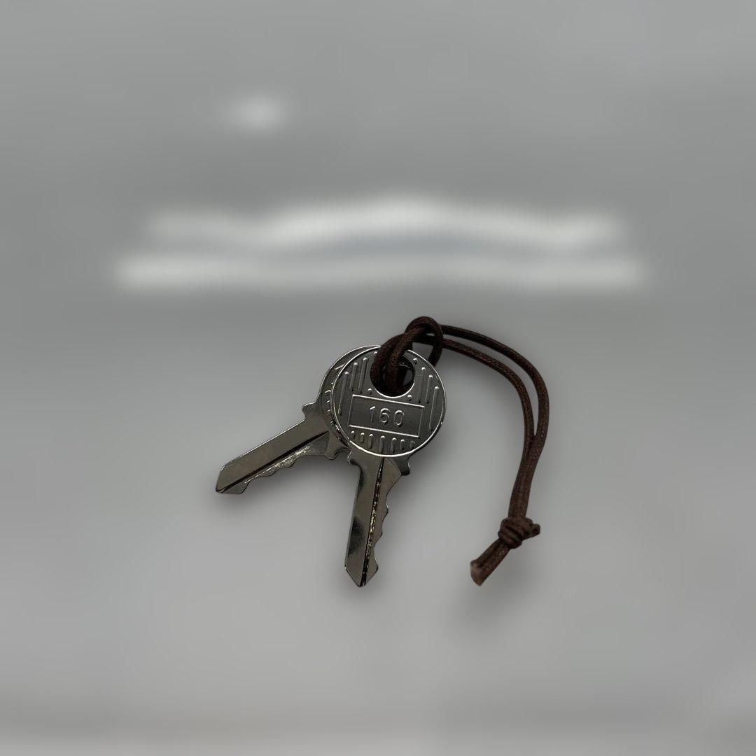 【12.9/5】HERMES エルメス カギ 2本 160番 袋付き