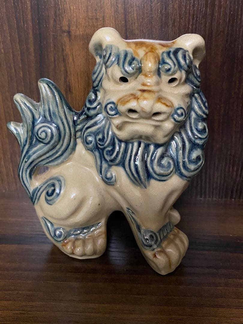 シーサー　獅子　陶器　オブジェ　置物　インテリア　工芸品　美術品