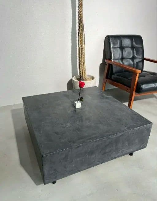 モールテックス オーダーローテーブル作成 ソファ コンクリ家具