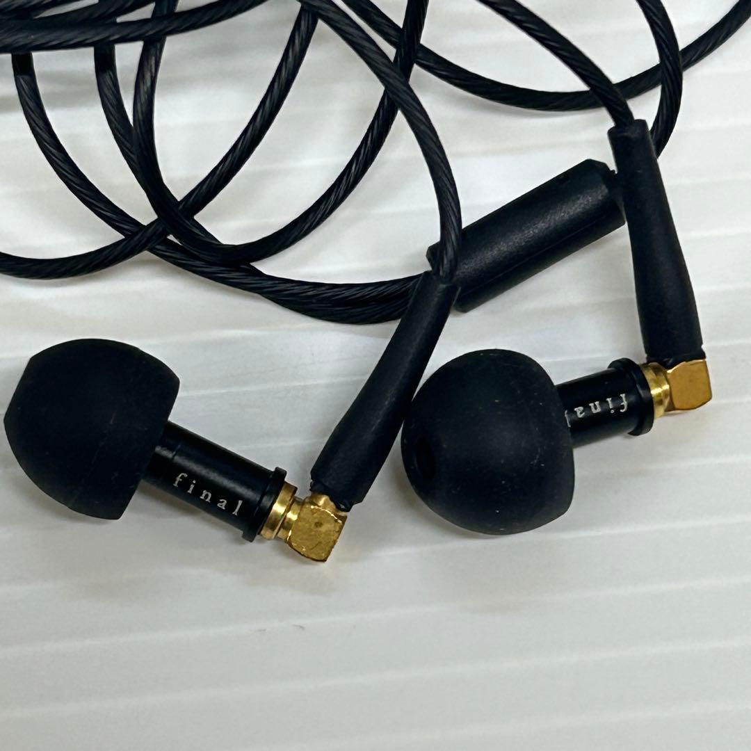 final F4100 　有線イヤホン　　　　　　　　　fa76