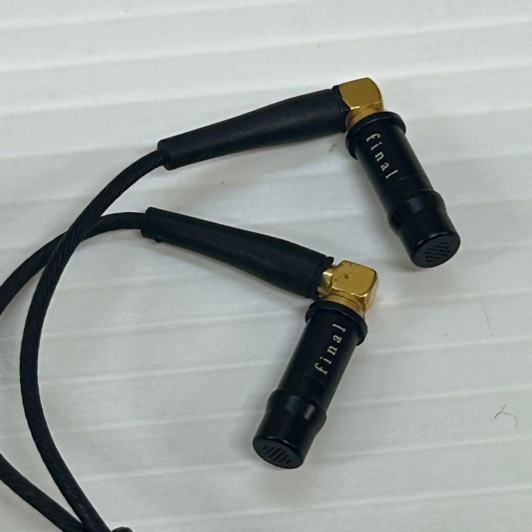 final F4100 　有線イヤホン　　　　　　　　　fa76