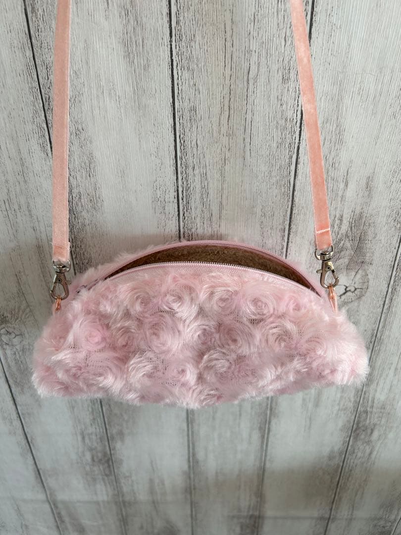 フクモモお出かけポーチ　かまぼこ