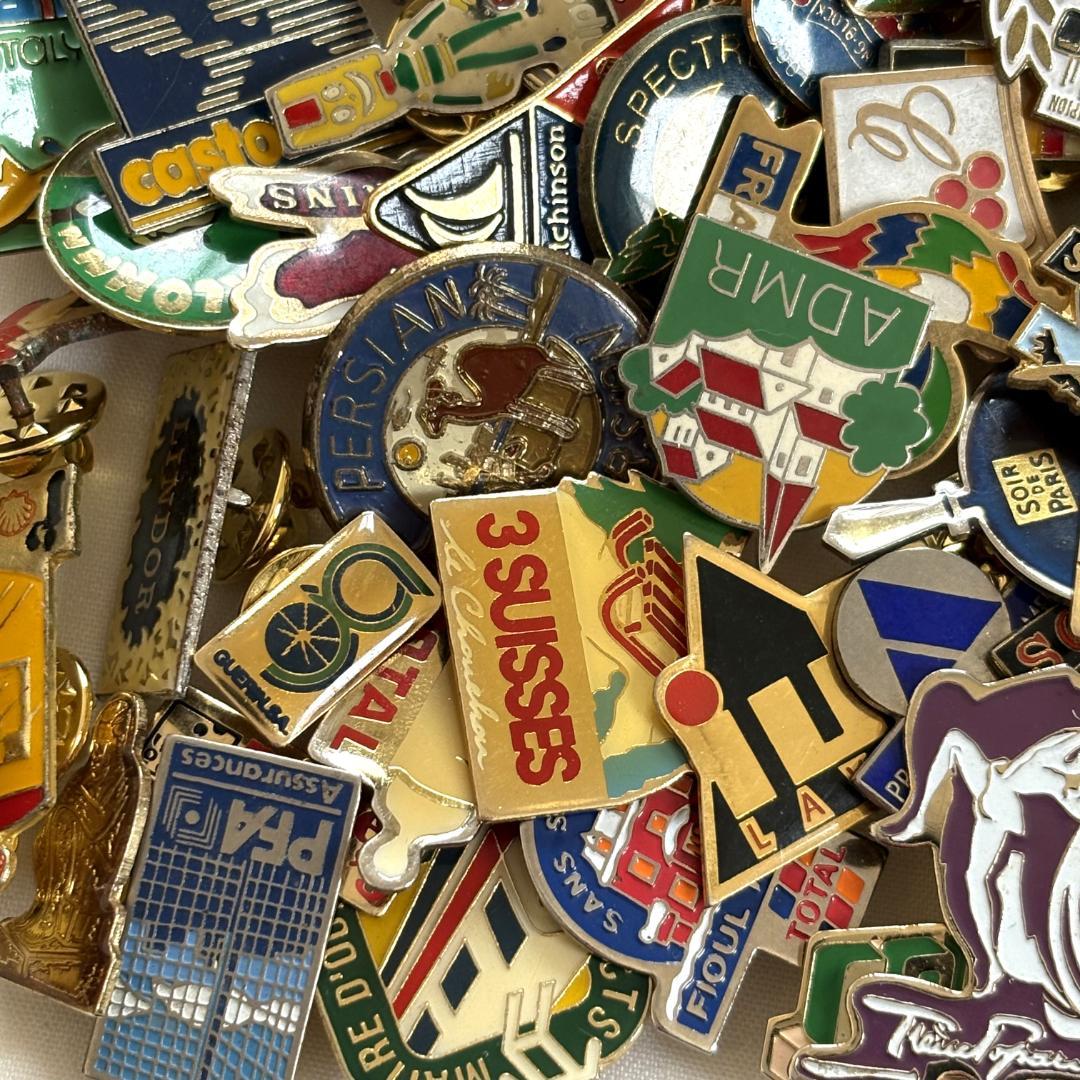 37624 フランス雑貨 フレンチ ピンバッジ200個セット ピンズ まとめ売り