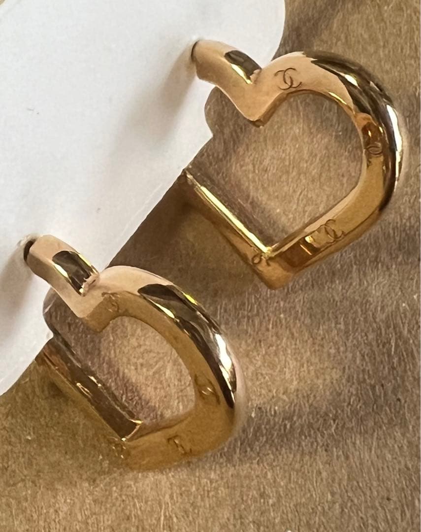 CHANEL シャネル　ハート型 フープピアス　美品‼️