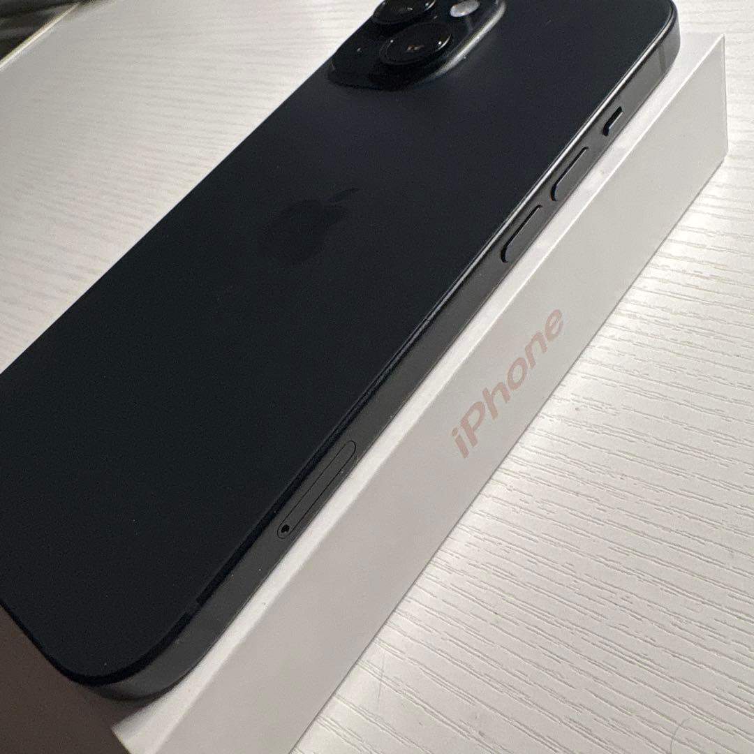 iPhone15 256GB SIMフリー ブラック 極美品