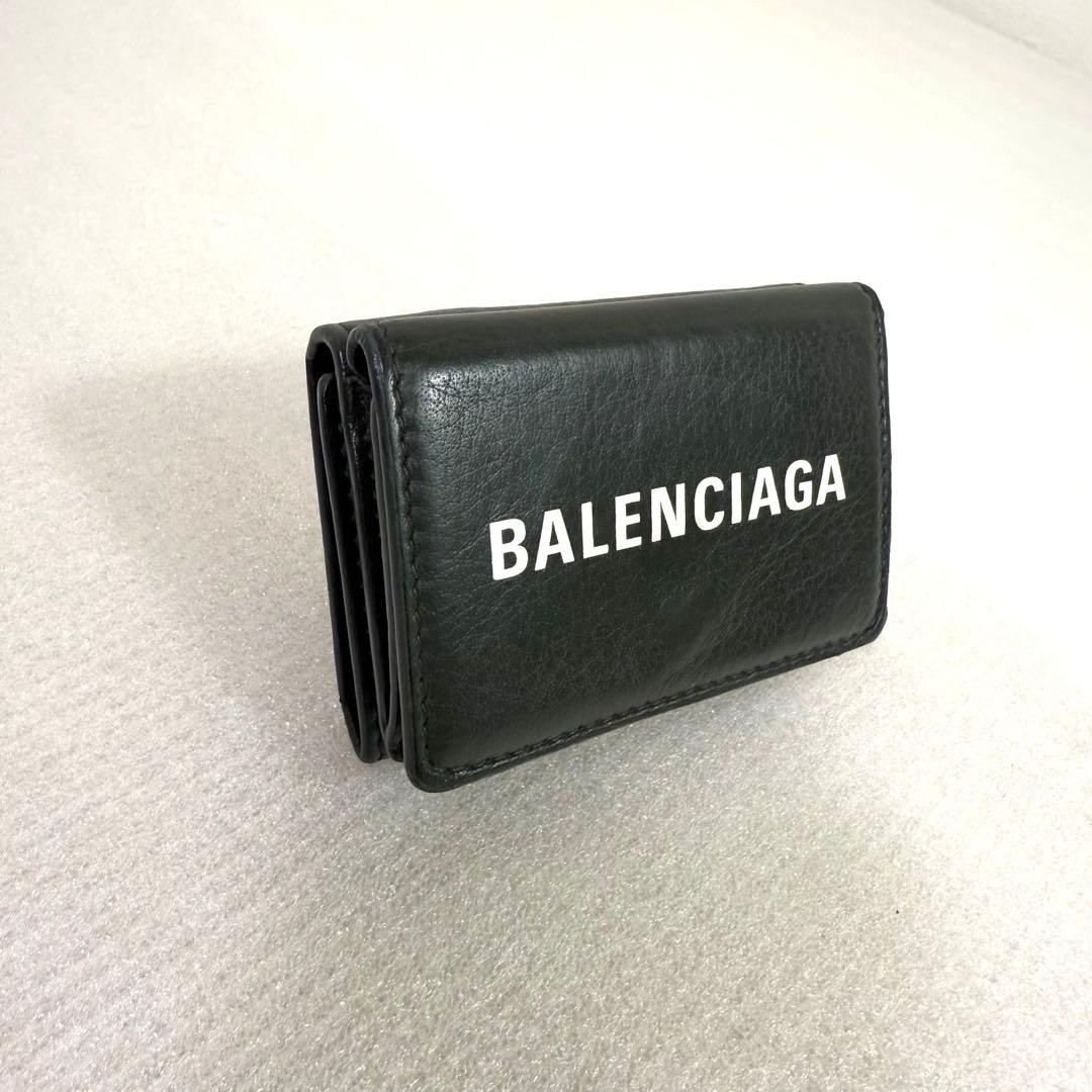 ryo★☆  バレンシアガ 三つ折り財布　エブリデイ　 グレー　レディース