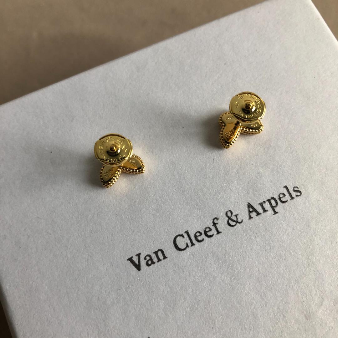 お値下げ スウィートパピヨン ピアス