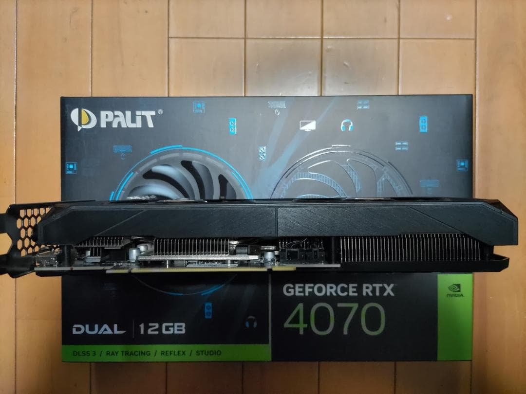 7*3様 Palit GeForce RTX 4070 Dual 12GB