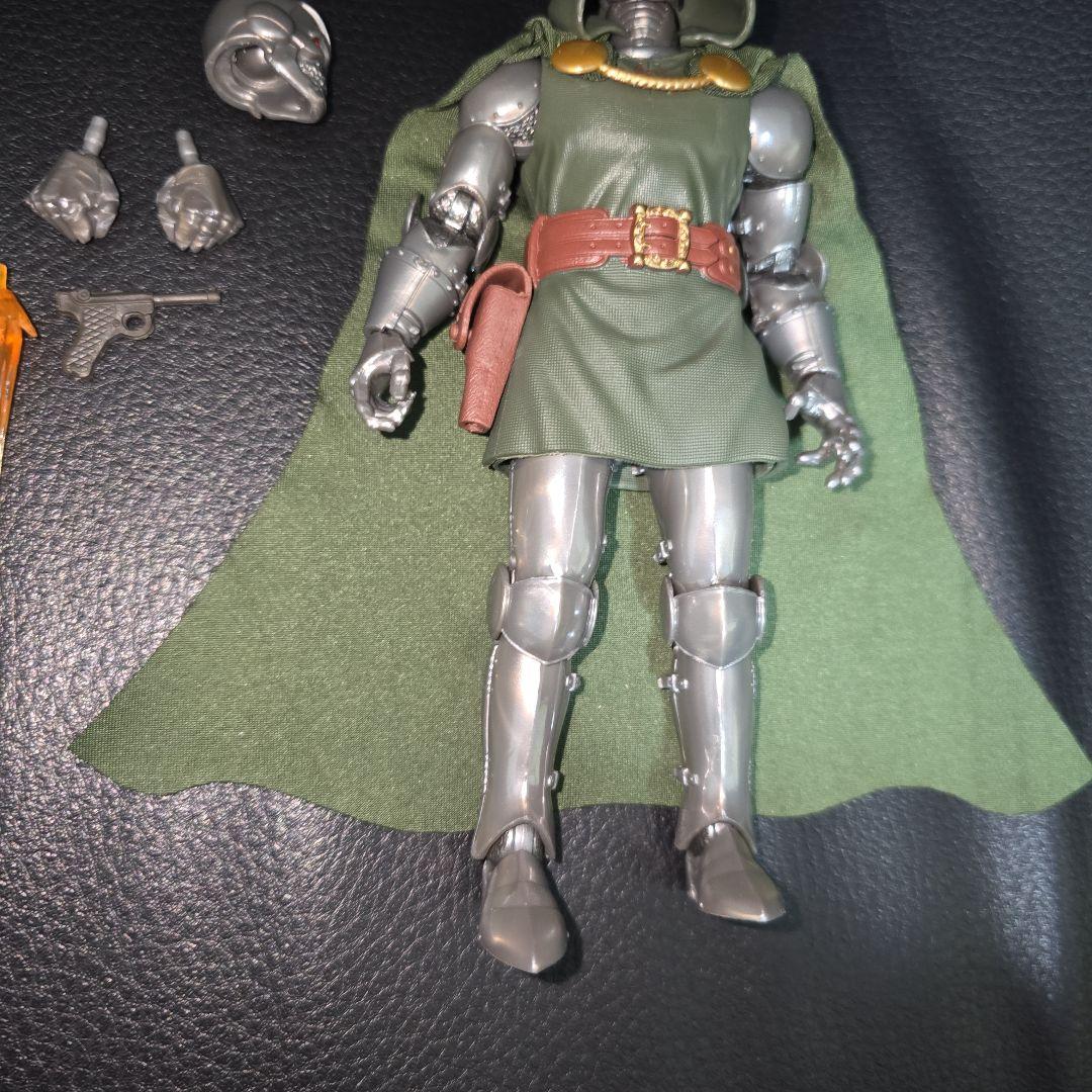 マーベルレジェンド ドクター・ドゥーム カバル 3パック