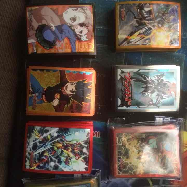 ヴァンガードスリーブとキャラスリーブ