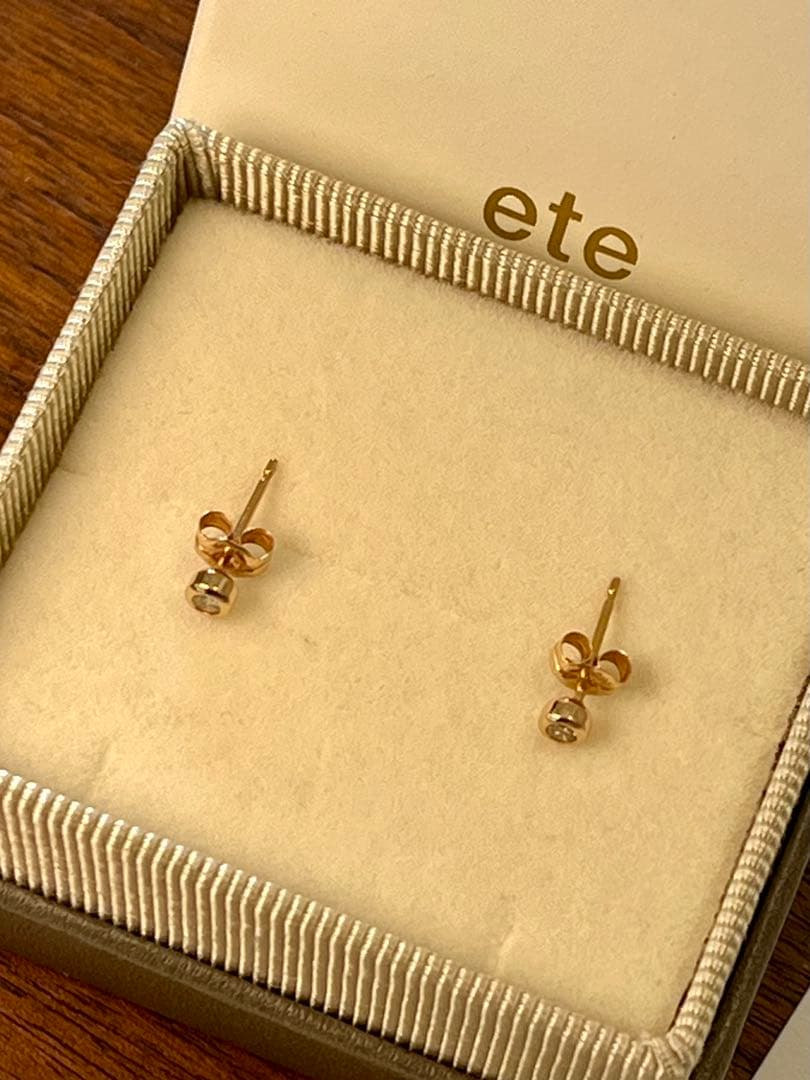 【ete】K18 ダイヤモンド 0.1ct ピアス「ブライト」　ピンクゴールド