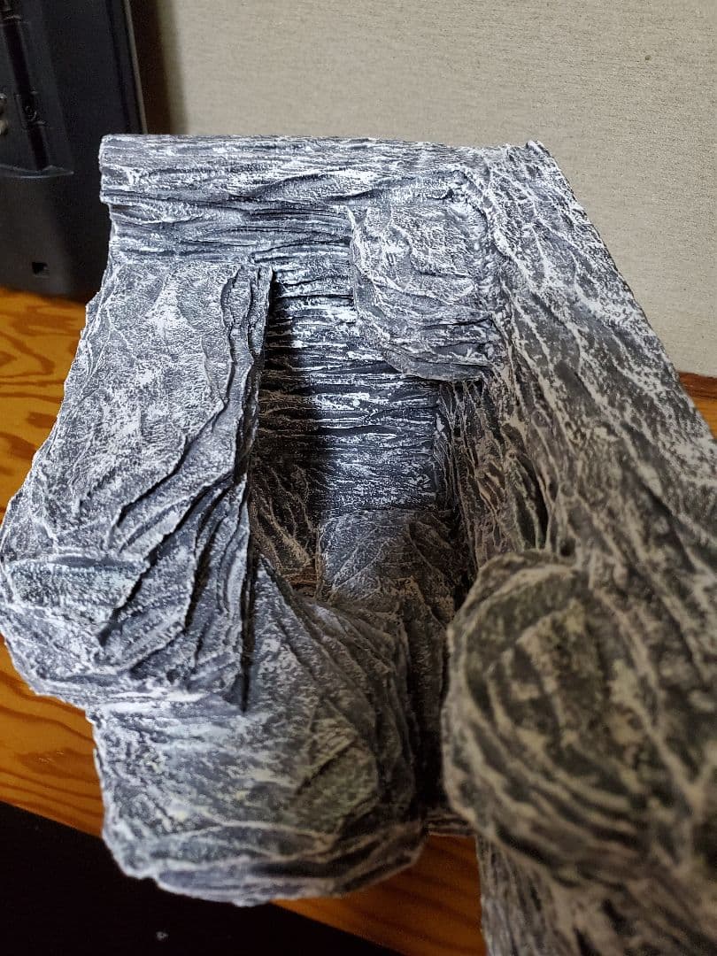 爬虫類バックボード