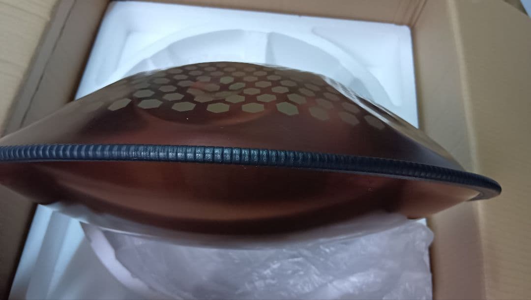 ハンドパン　小ぶりの46センチ　A＝440Hz　Gマイナー　銅色にグラデーション