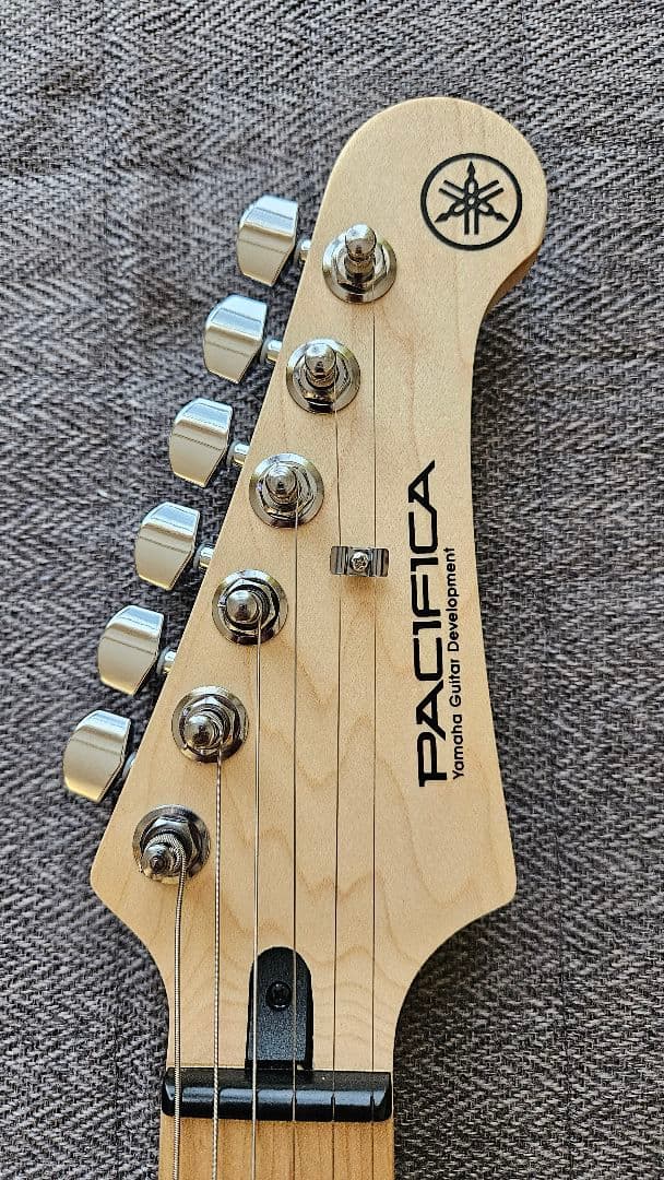 【美品】YAMAHA PACIFICA112VM GRY