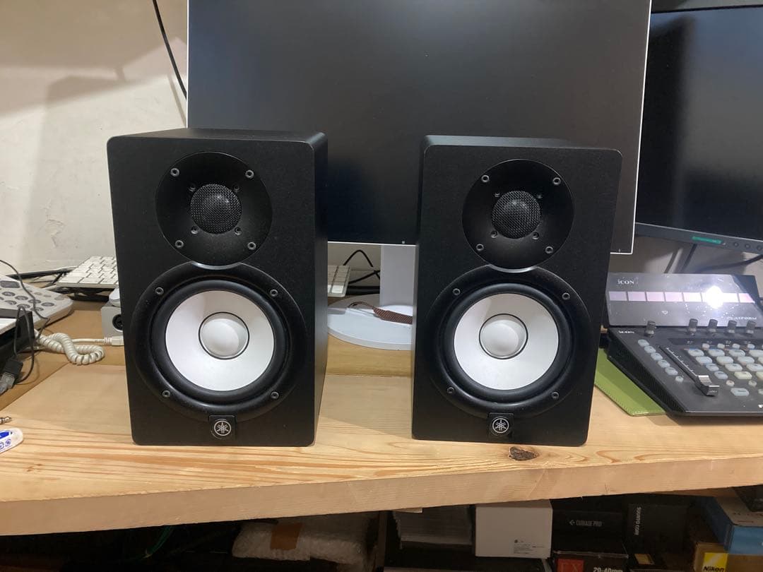 Yamaha HS5 パワードスピーカー