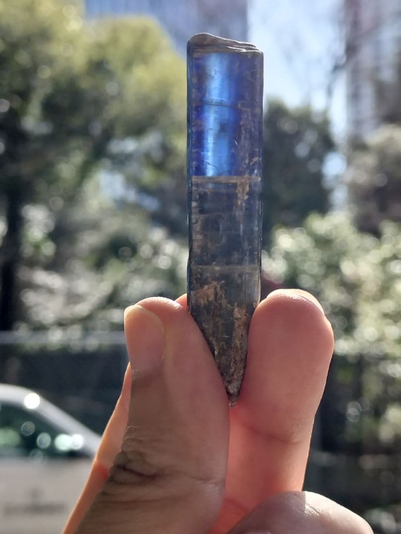 【早いもの勝ち超特価】ヒマラヤカイヤナイト原石