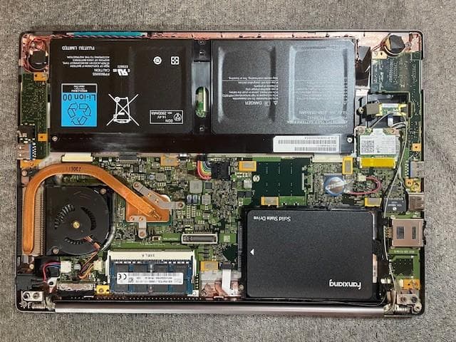 ⭐️HASU RECYCLE⭐️ 富士通 LIFEBOOK WU1/L