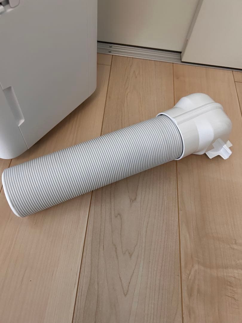 アイリスオーヤマ コンパクトクーラー ICA-0301Y 2025モデル