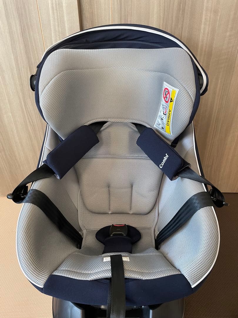 CombiクルムーヴスマートISOFIX エッグショックJN-570 ネイビー