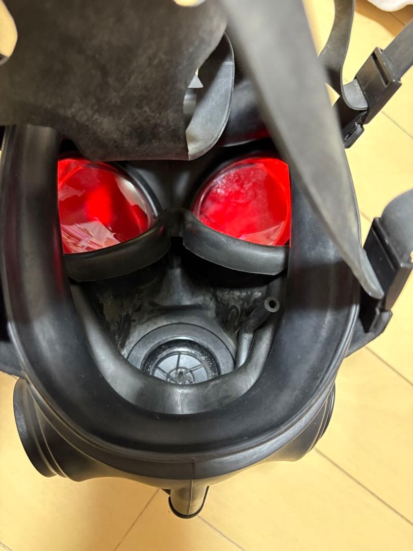 AVON S10 ガスマスク 赤レンズ付き