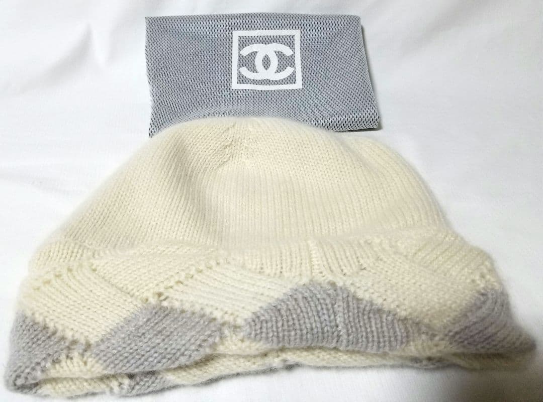 CHANELココマーク・マトラッセ　ニット帽ビーニー美品