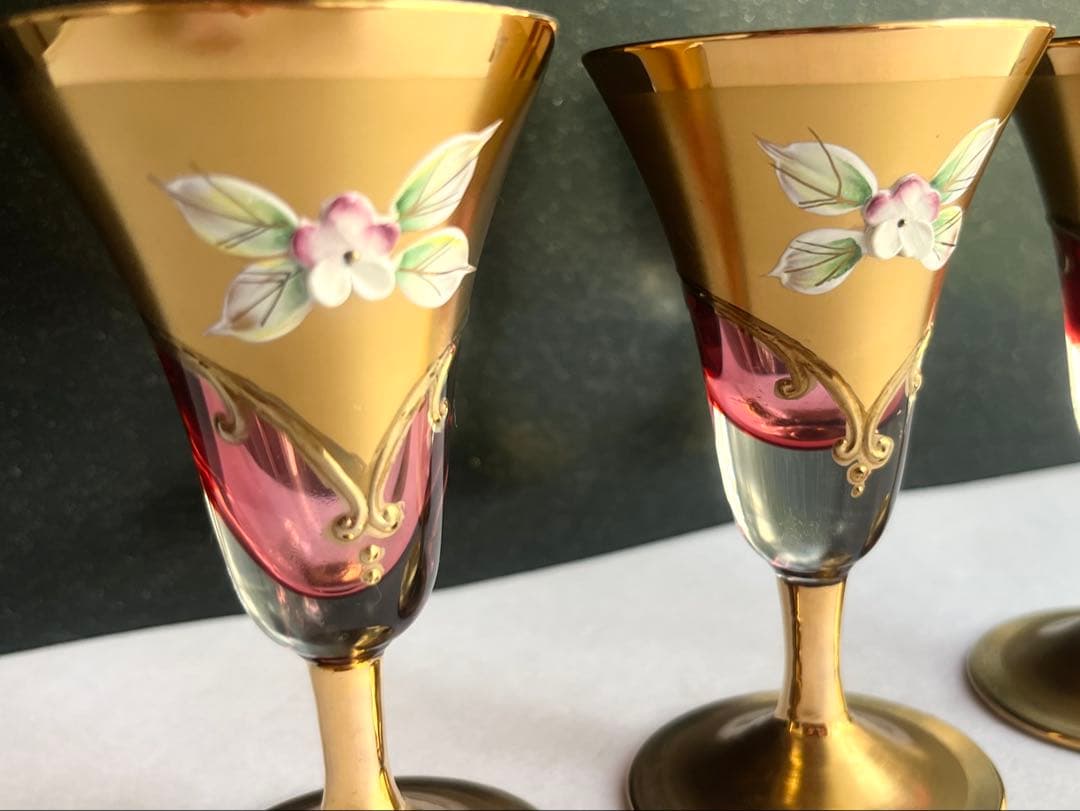 イタリア　　ベネチアングラス　 ヴィンテージ　シャンパングラス　　　（3個）